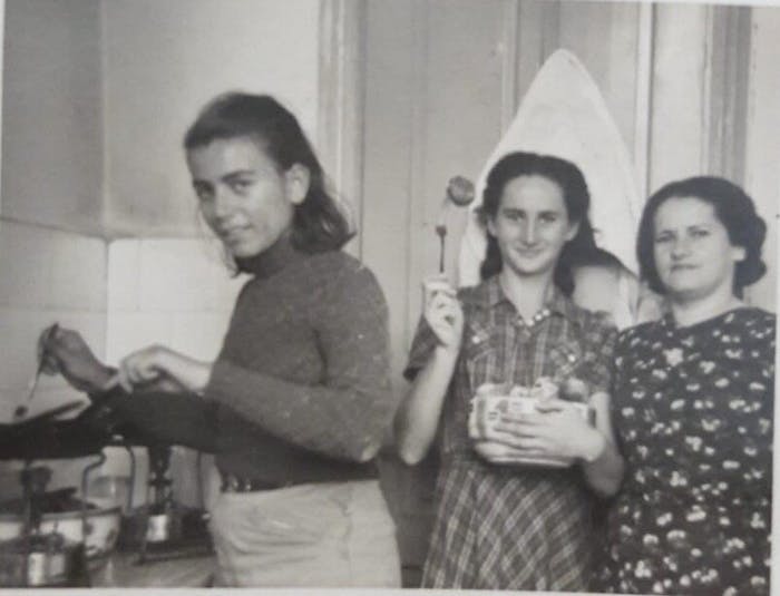 Angela (center), her mom Tzila (right and a friend (left) in Israel, 1940