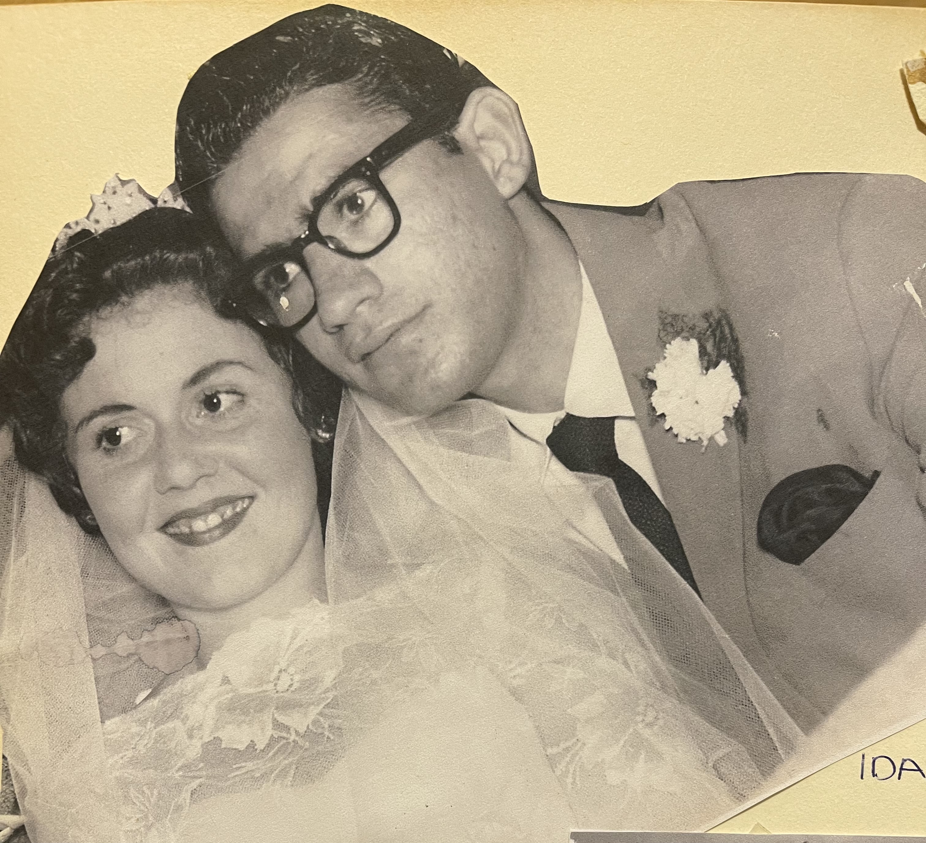 The Flavors of Iraq, India, and Singapore Meet in This Jewish Kitchen image