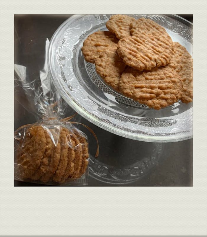 Oatmeal Walnut Cookies  image