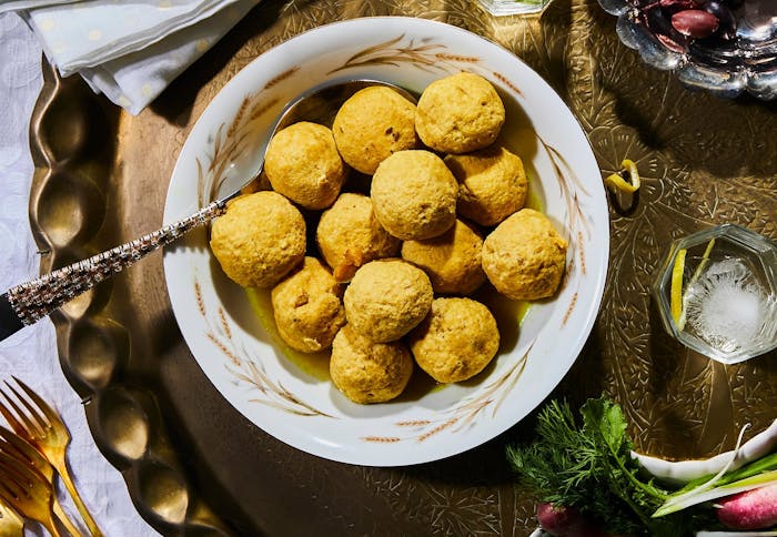 Gondi (Persian Dumplings) in Abgoosht Soup image