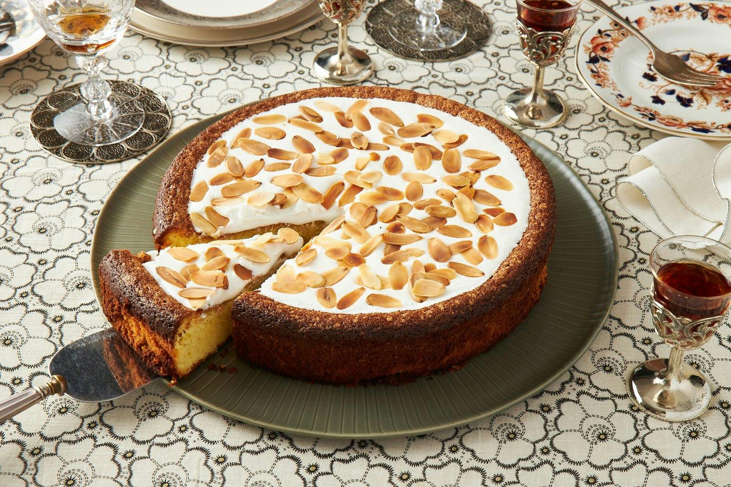 Bocca di Dama (Flourless Almond Cake) image