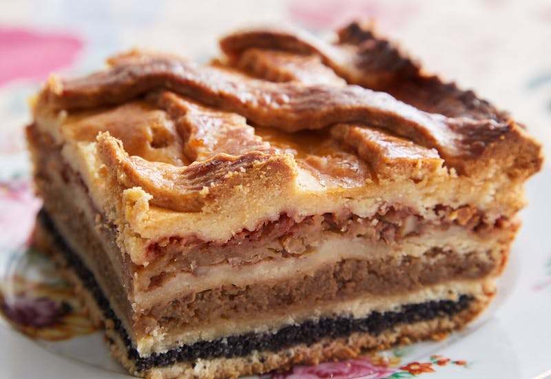 Fluden (Layered Pastry With Poppy Seeds, Walnuts, and Apples)
