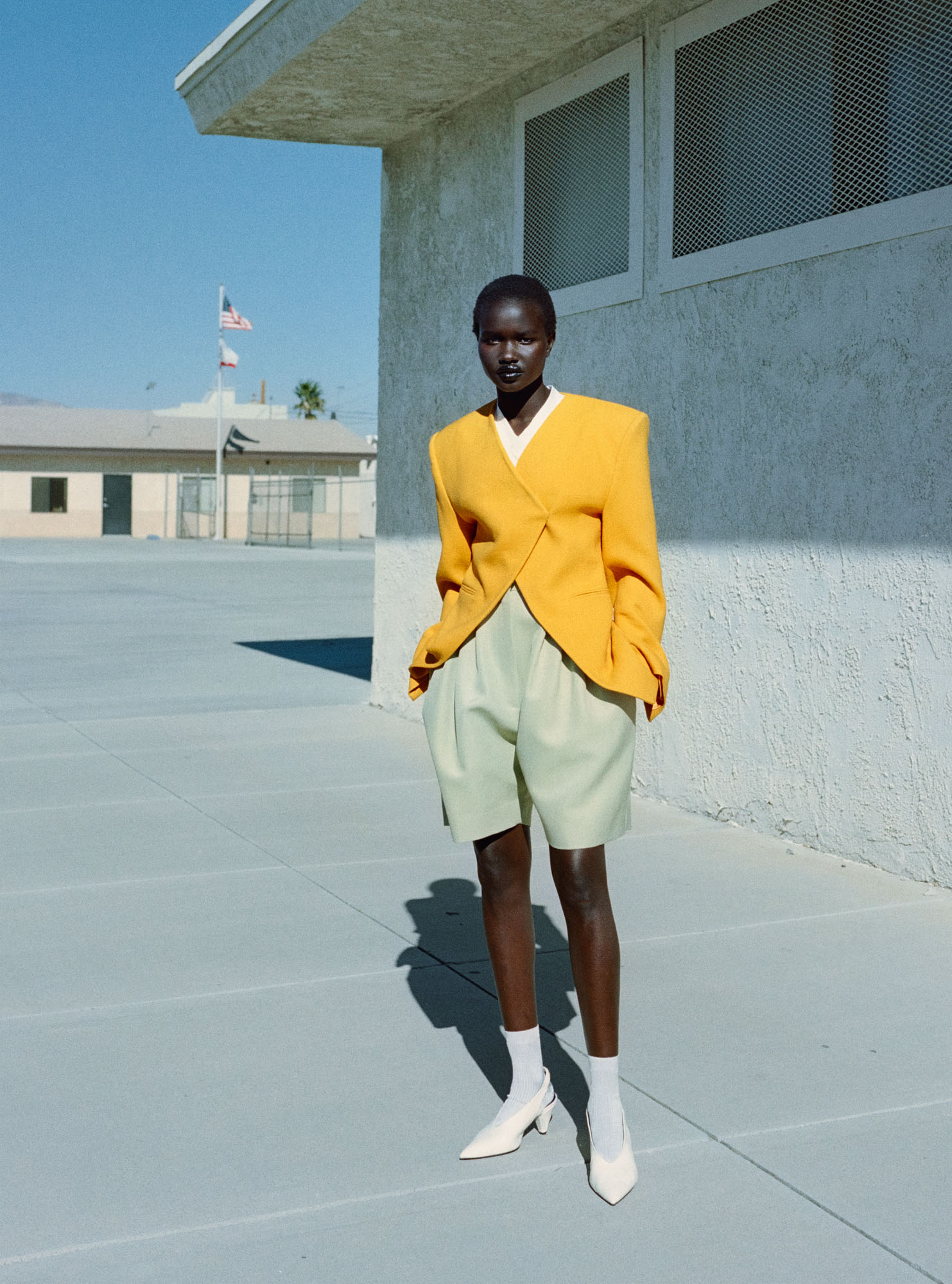 ELLEUSNONI42079 6B 0015 R3