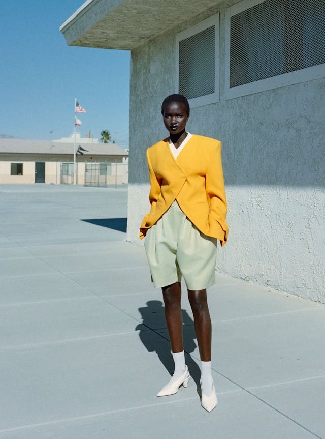 ELLEUSNONI42079 6B 0015 R3