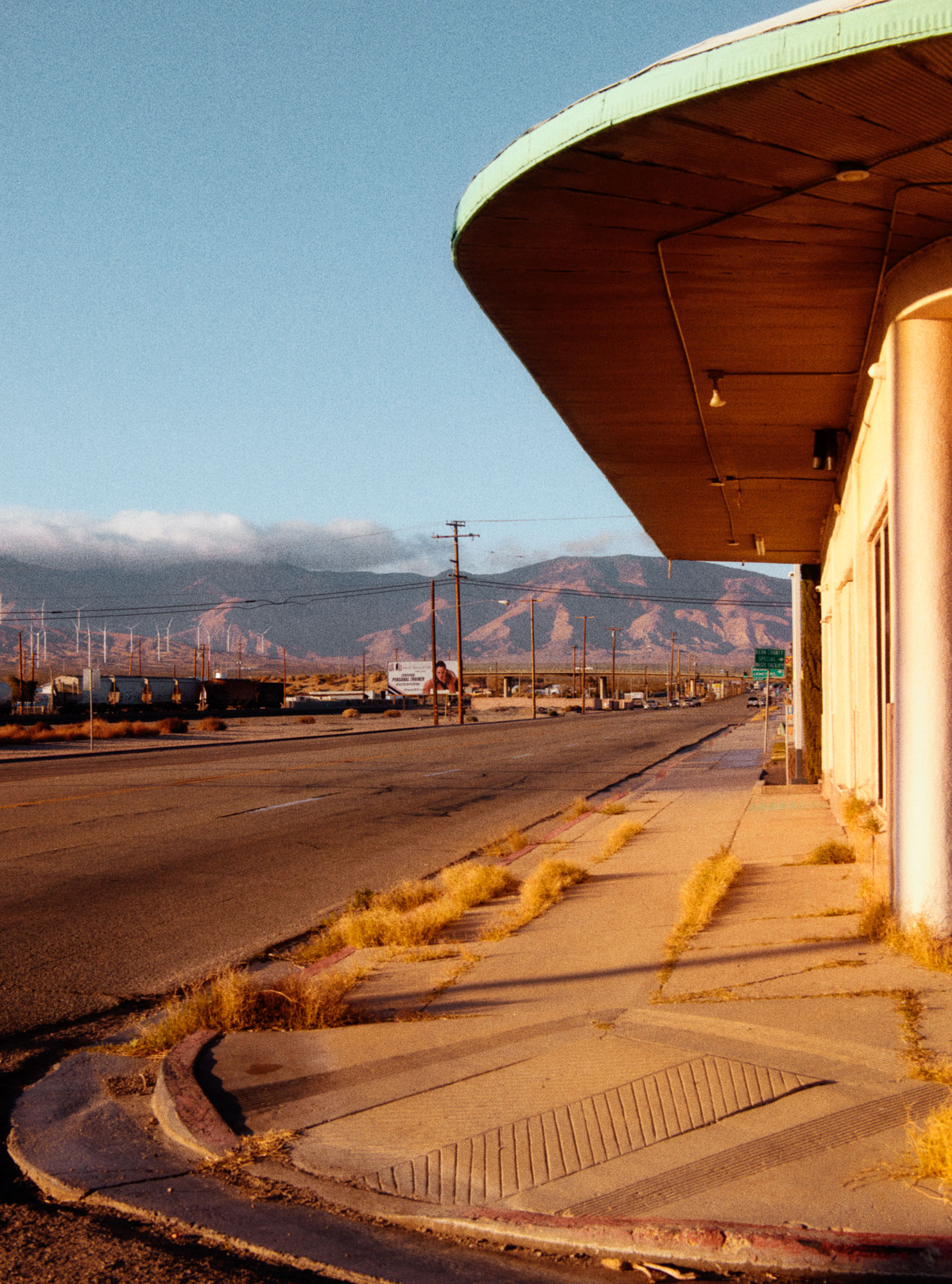 ELLEUSNONI SHOT10 610 R2