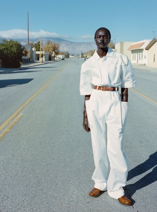 ELLEUSNONI42079 9C 0013 R3