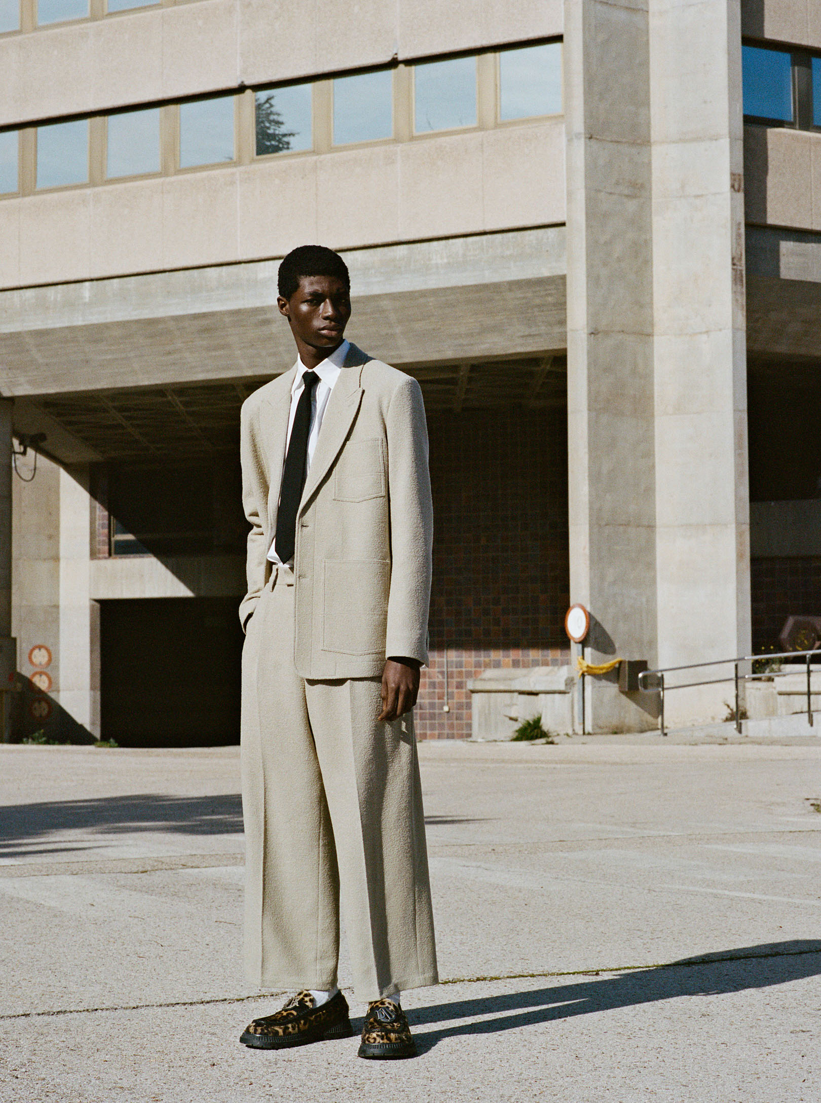 GQ 240201000008850007 RGB 1