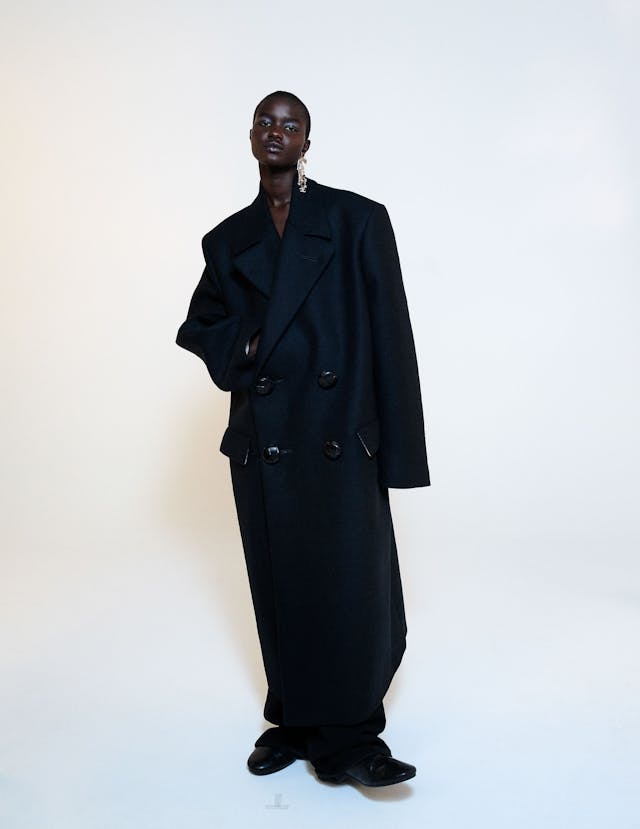 JULIA NONI VOGUE GERMANY 201111 110 132