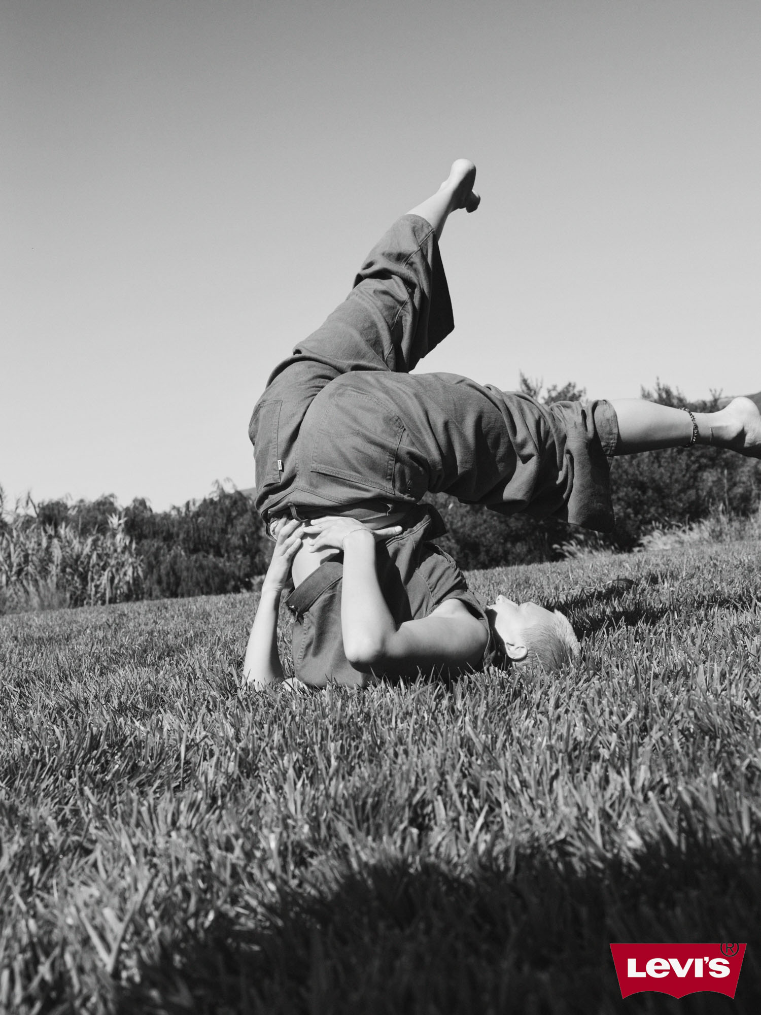 25 H1 D2 OB W 110 0360 bw