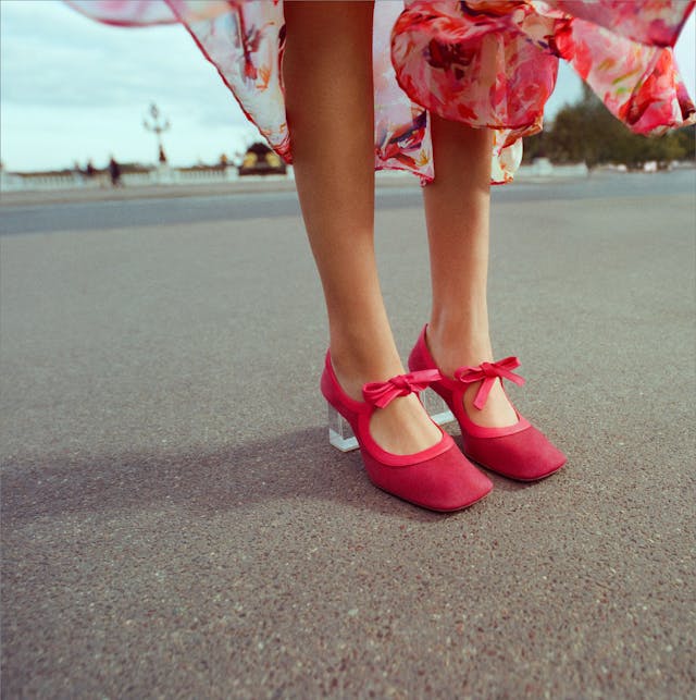 ulla ss25 241106000069370005