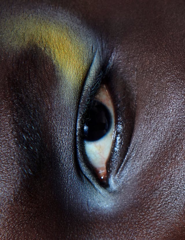 JULIA NONI VOGUE GERMANY 201111 140 019