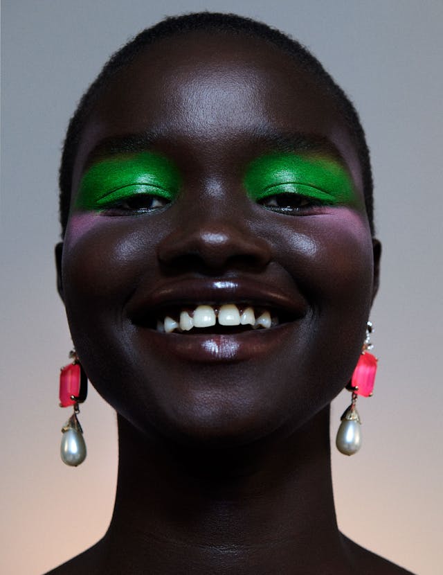 JULIA NONI VOGUE GERMANY 201111 080 037