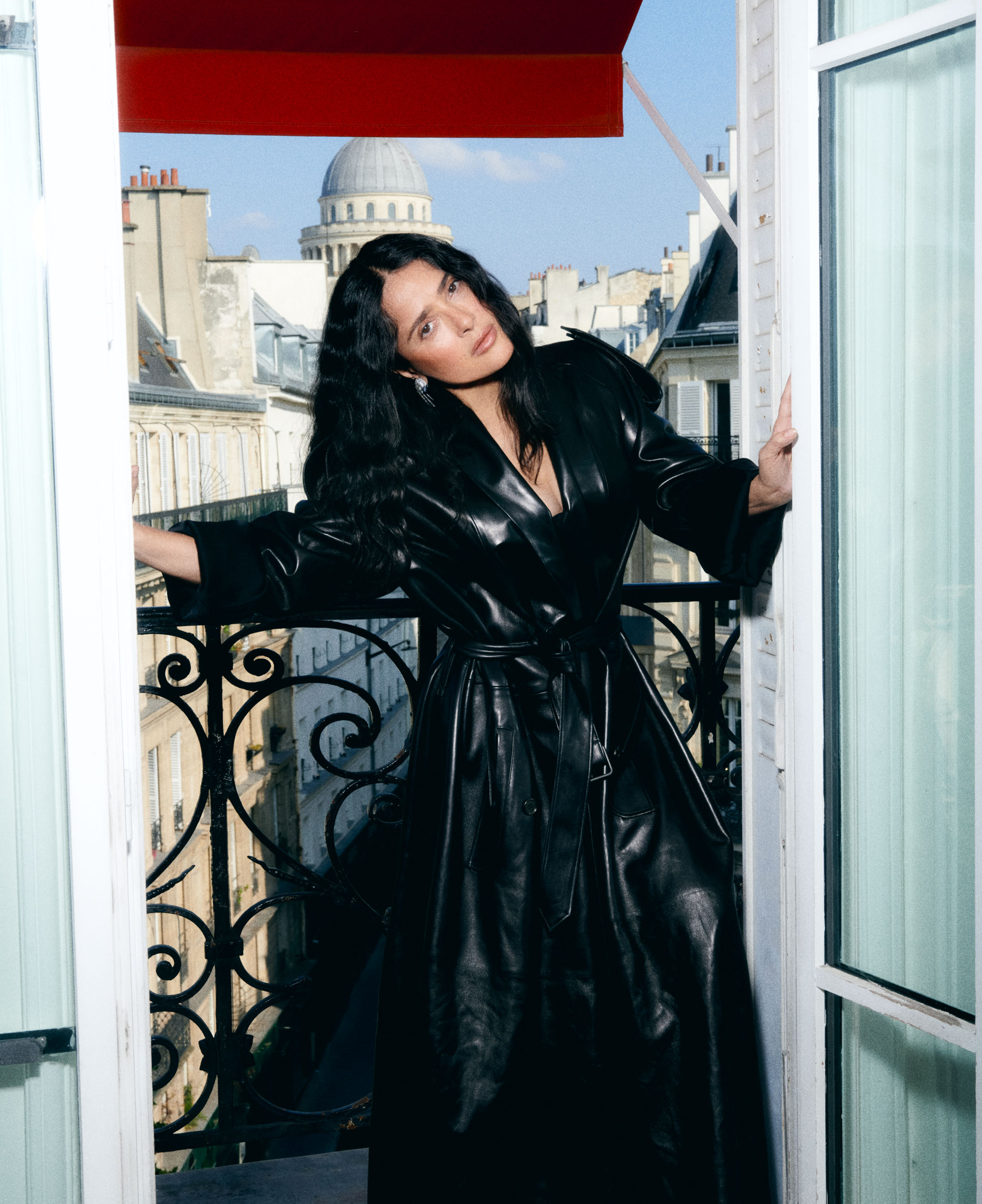 JN 260717 THE CUT SALMA HAYEK 060 2399 R4