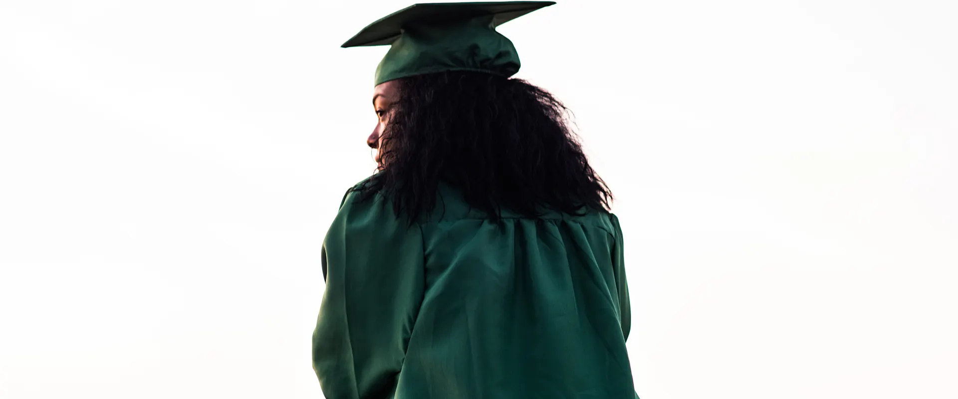 Jeunes diplômés en quête de sens : comment résister à la pression des parents ?