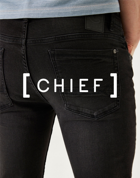 2 CHIEF JEANS €70