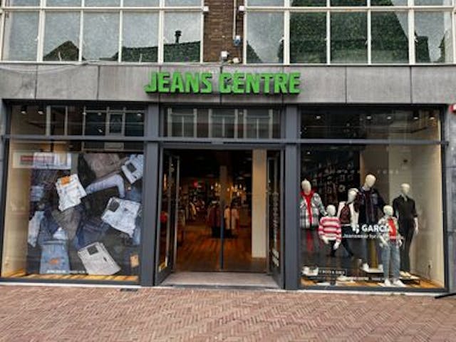 Store image