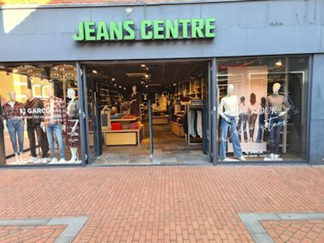 Store image