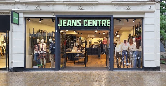 Store image