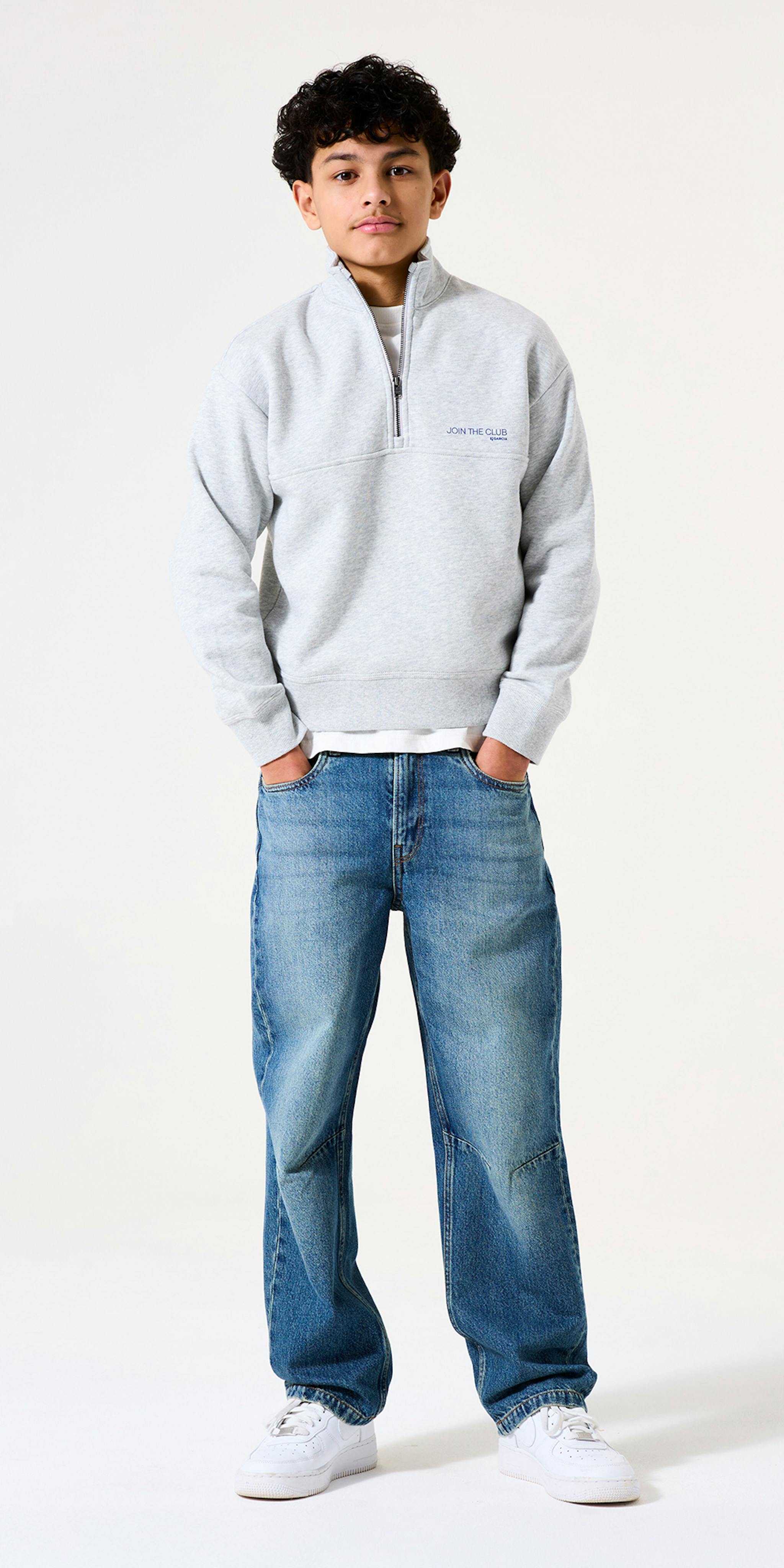 SHOP THE LOOK Easy Grey
