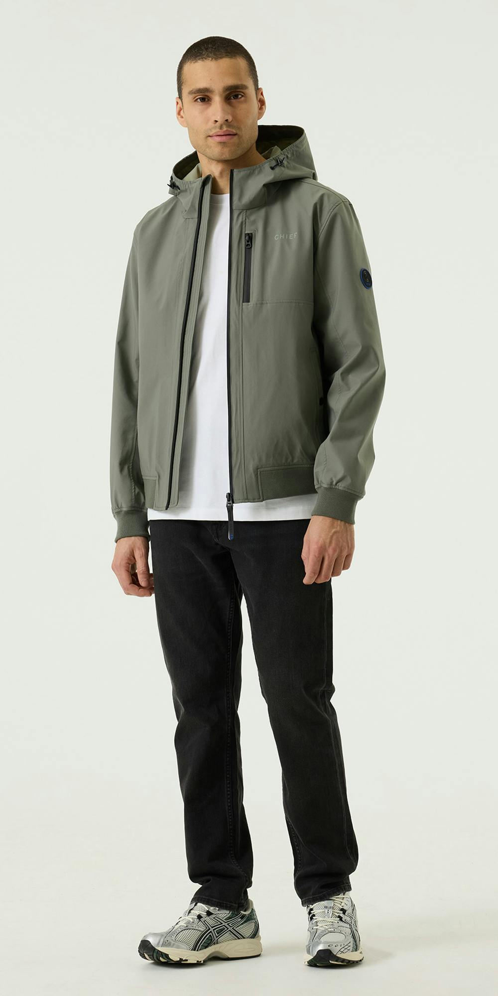 SHOP THE LOOK Urban Utility