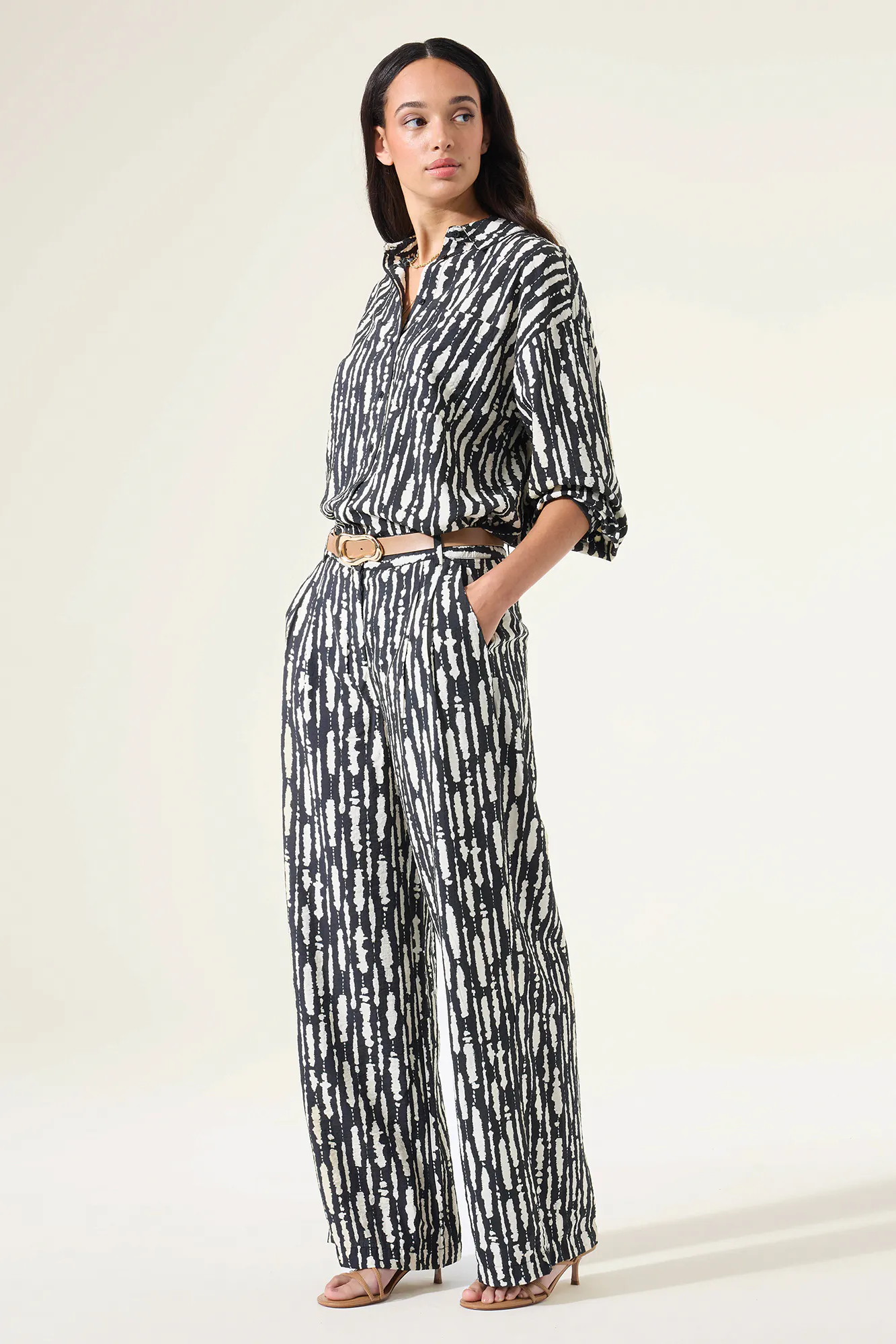 CO-ORD SET Graphic Flow