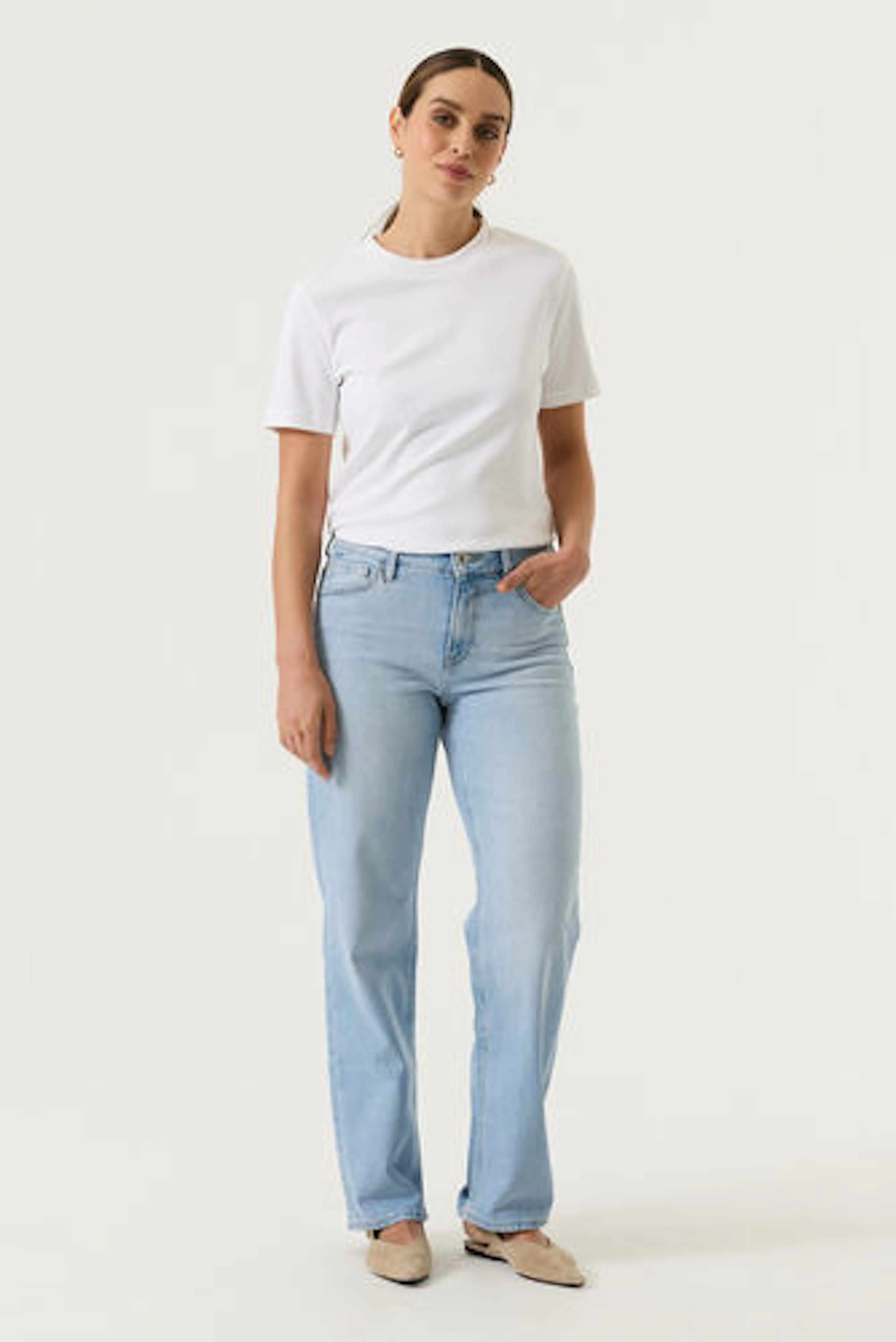 garcia celia 251 regular straight light used