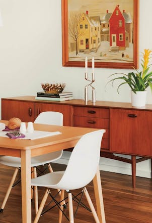 Dining room painted with Johnstone's Fine Fabric
