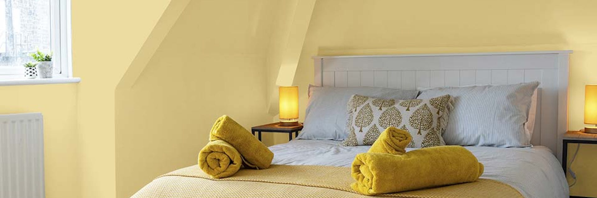 soft yellow bedroom walls 
