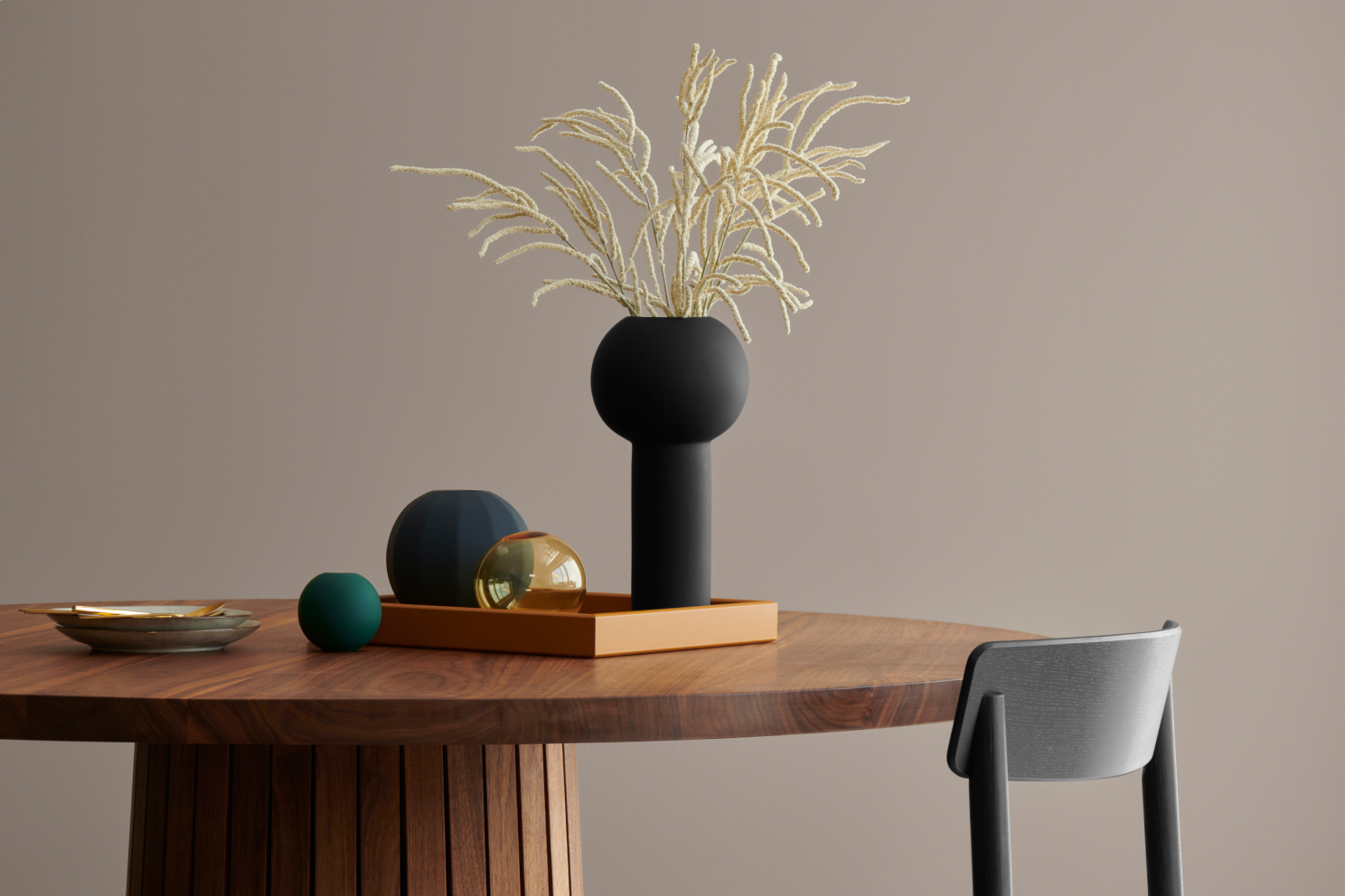 Beige is a wide-ranging colour group that offers shades that work well as a backdrop.