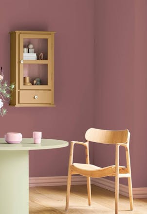 Dining room painted with Johnstone's Horizon Glow