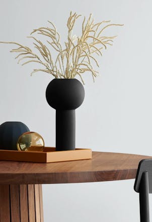 Dining room painted with Johnstone's Windswept Beach