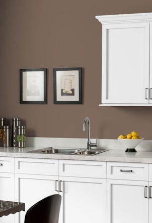 Kitchen wall painted with Johnstone's Derby Brown