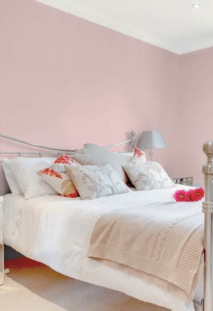 Bedroom painted with Johnstone's Strawflower