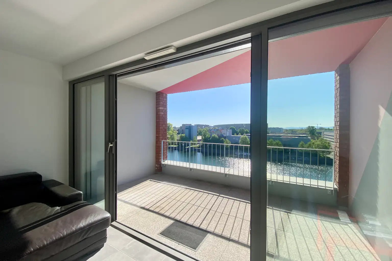Strasbourg - 64 m² avec place de parking couverte