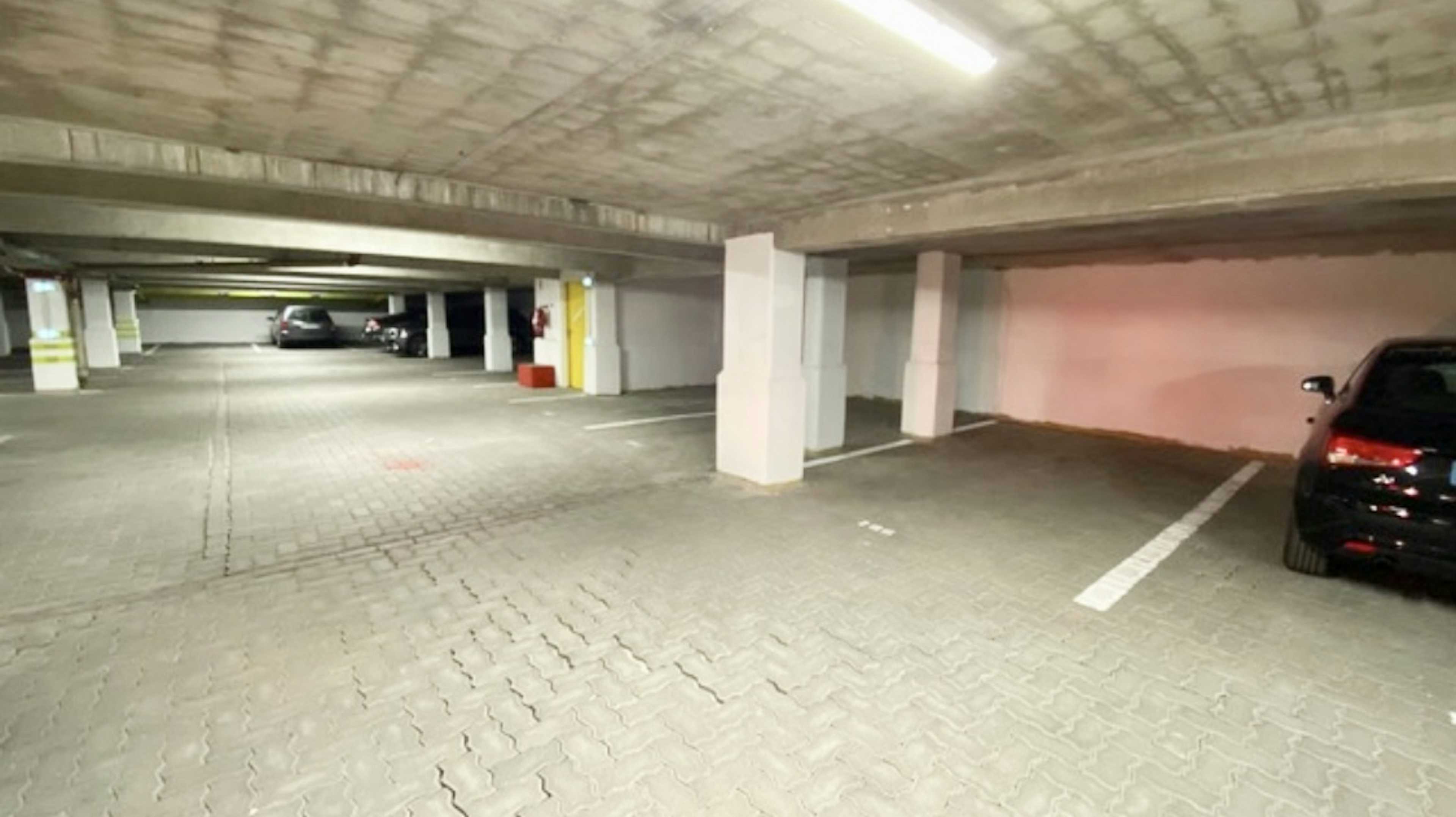 Krutenau - Parking 14m²
