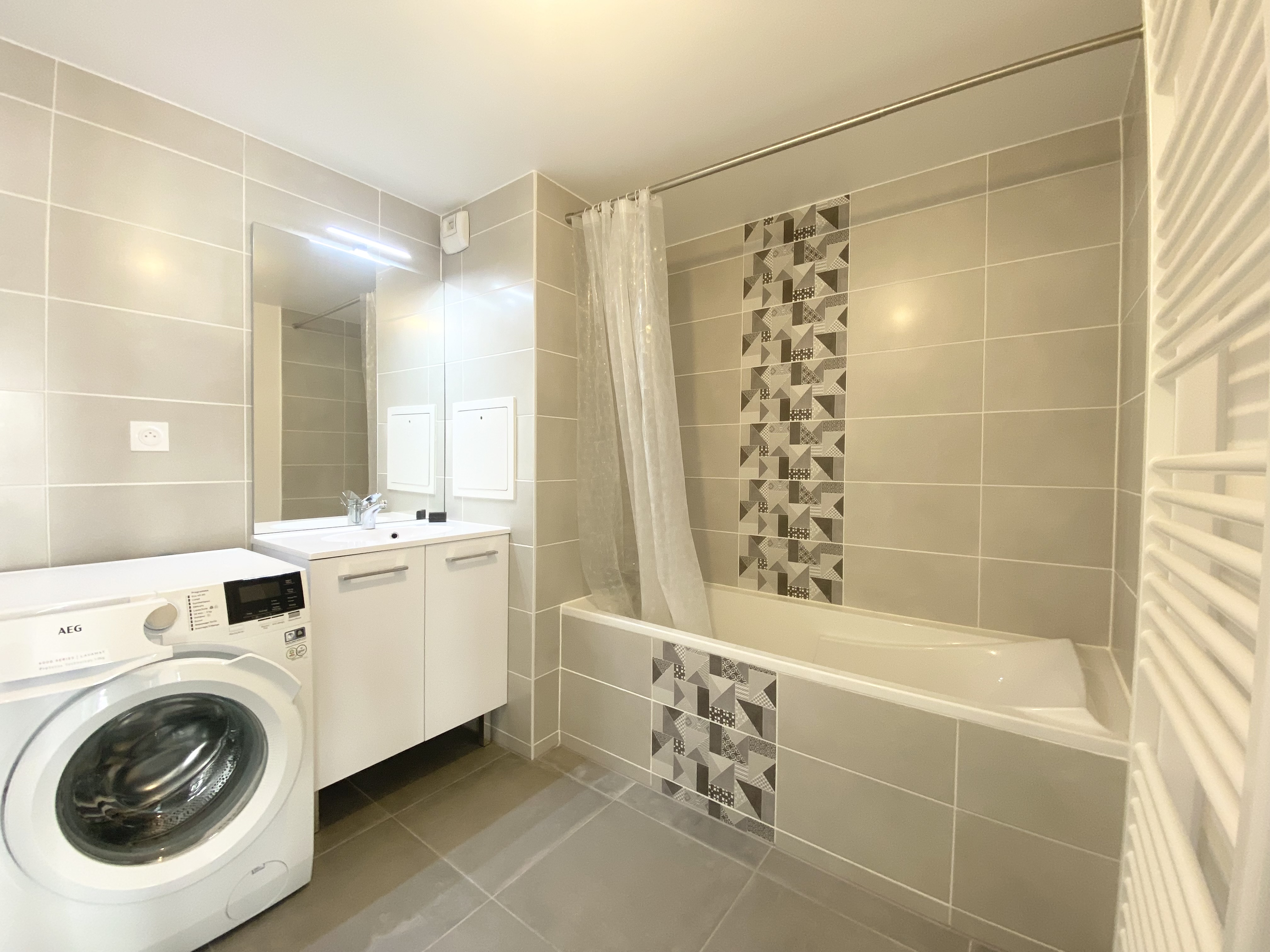 Strasbourg - 64 m² avec place de parking couverte