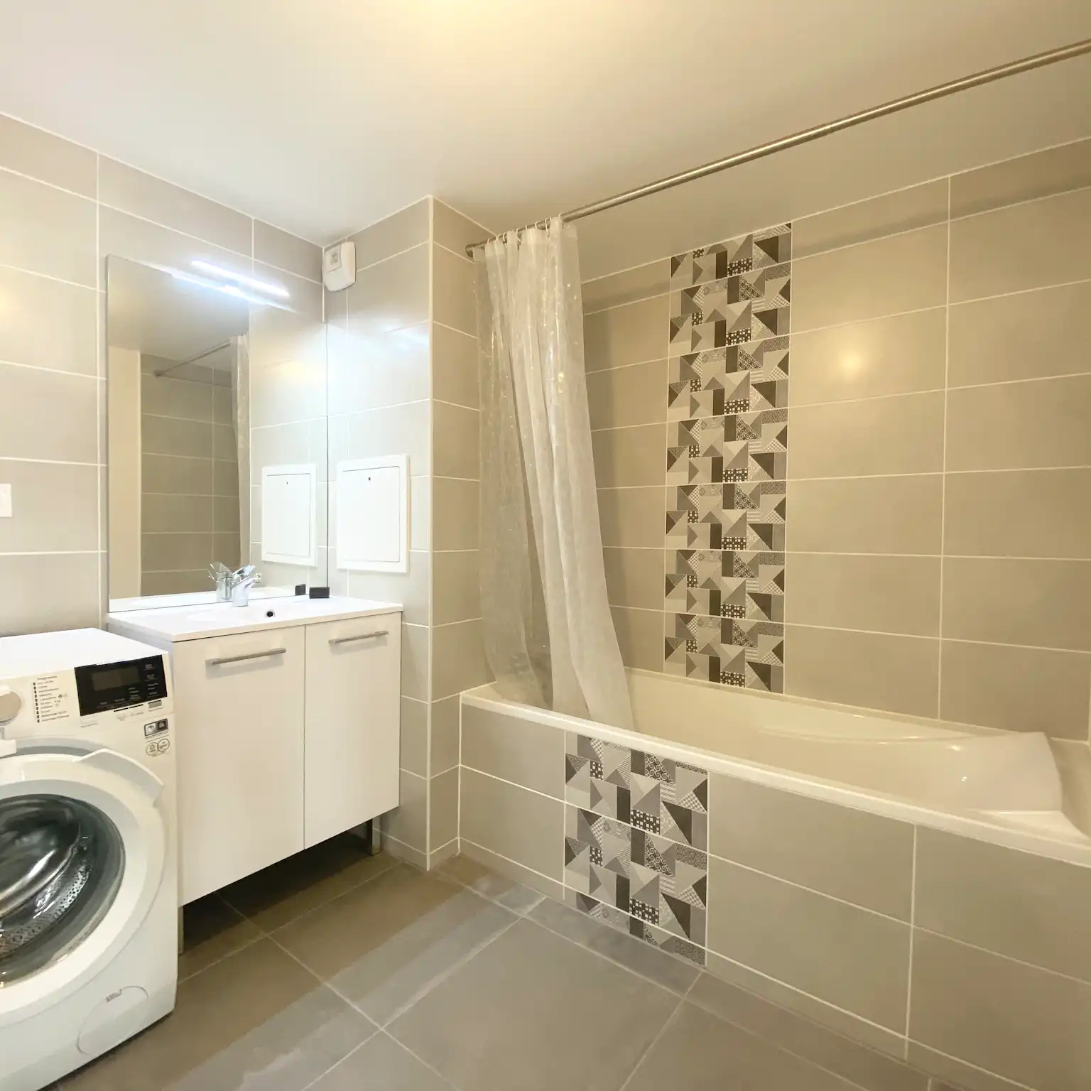 Strasbourg - 64 m² avec place de parking couverte