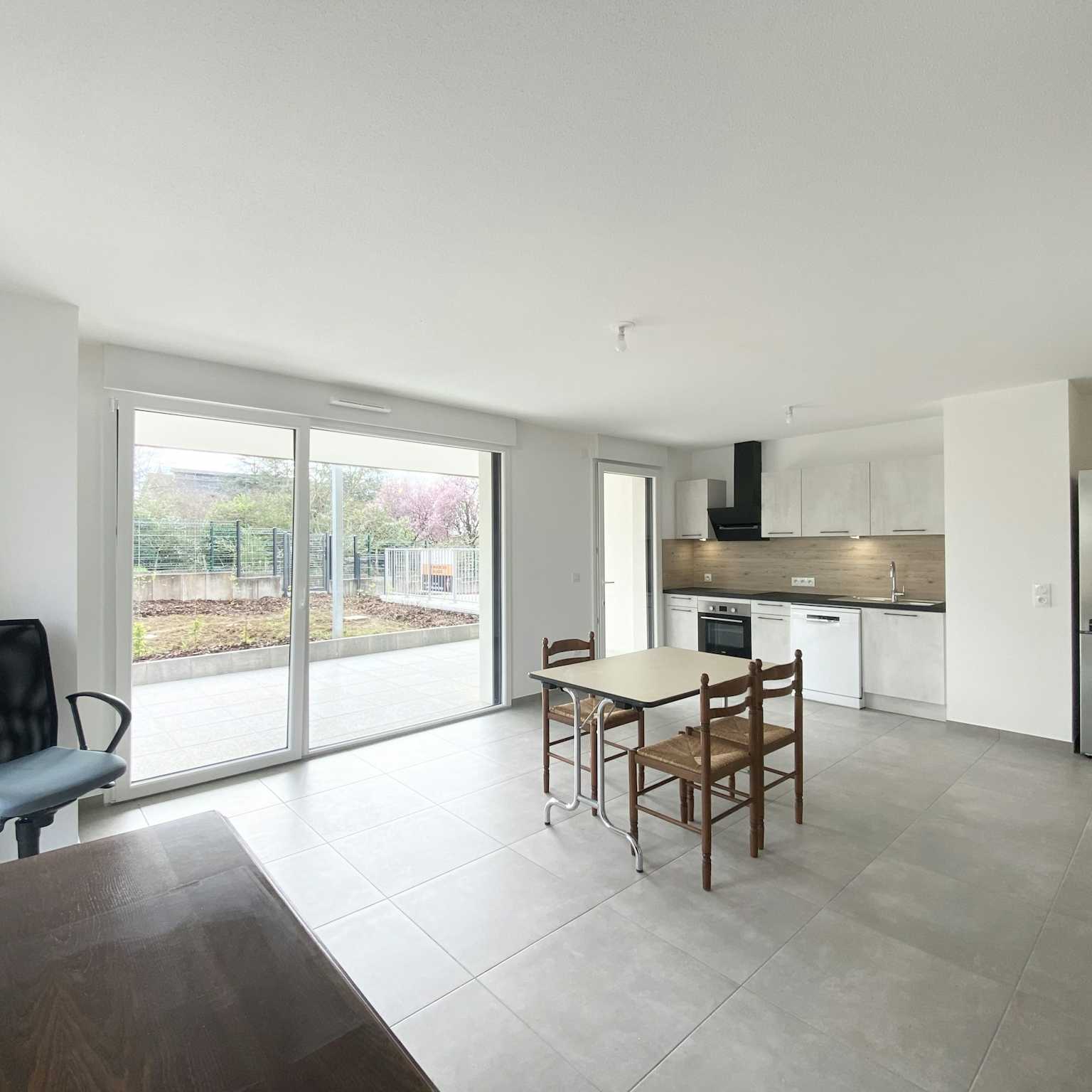 Ernolsheim-sur-bruche / Rez-de-jardin 52m² et espace vert 189m²