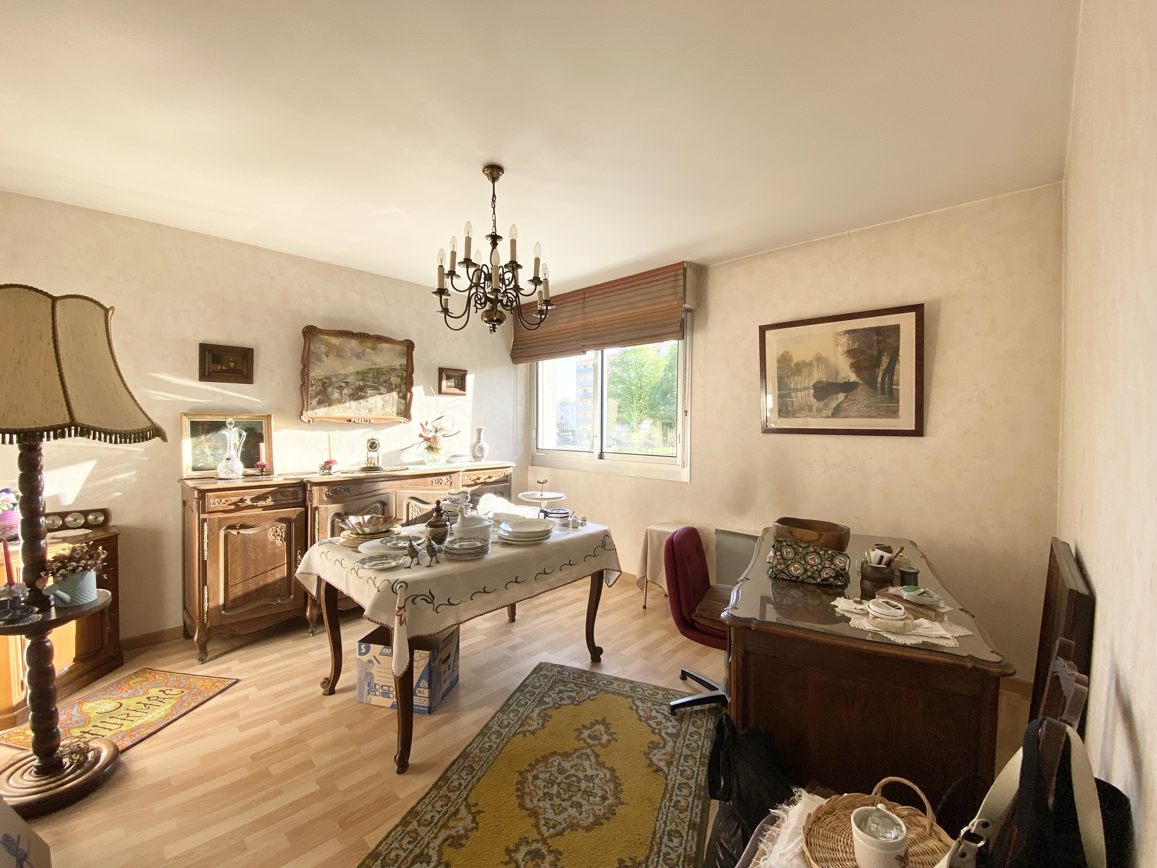 Lingolsheim - Appartement traversant 92m² - 2 Balcons - Cave