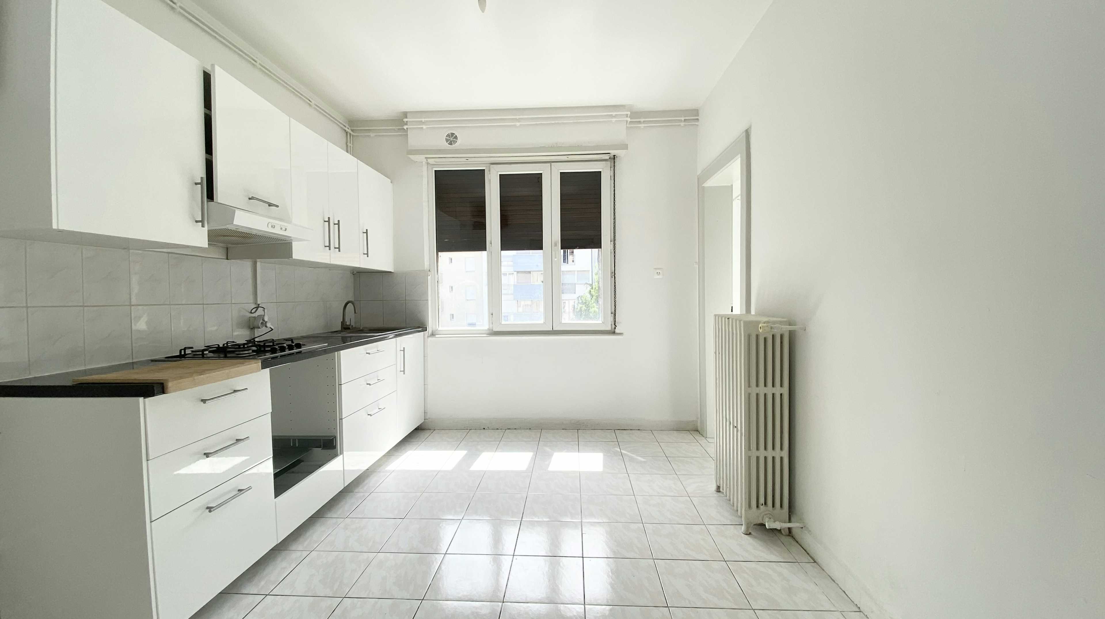 Strasbourg - Appartement 135m² - 2 Balcons - Cave