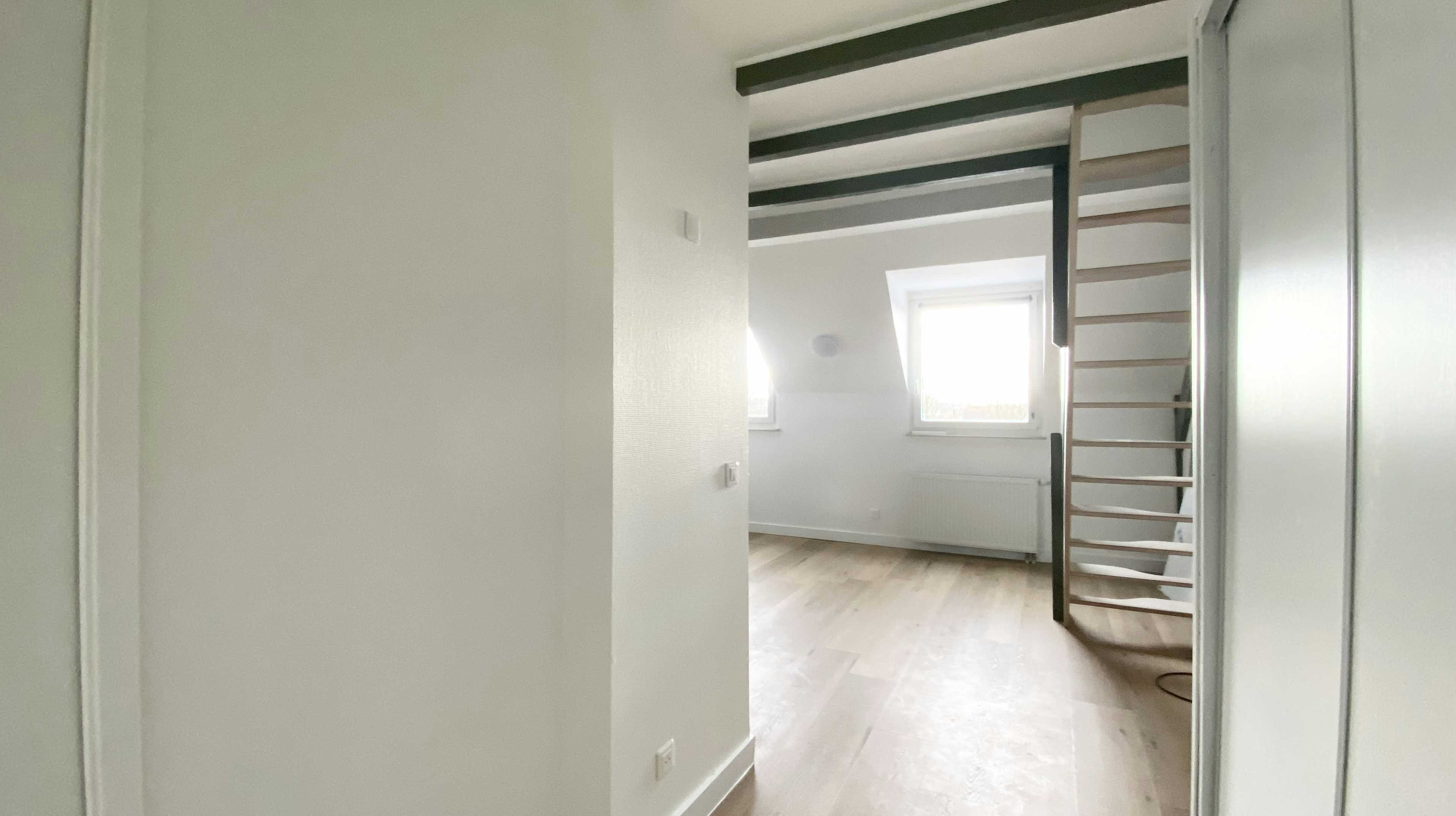 Fegersheim - Studio meublé esprit loft 40 m² au sol 29 m² habitables