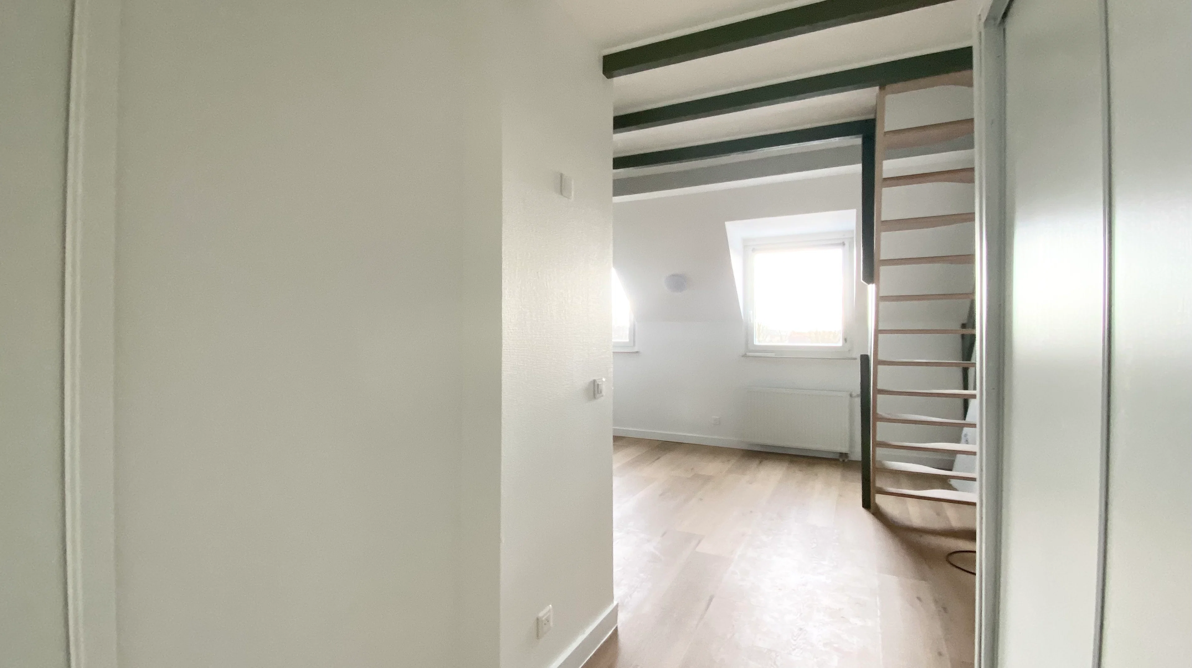 Fegersheim - Studio meublé esprit loft 40 m² au sol 29 m² habitables