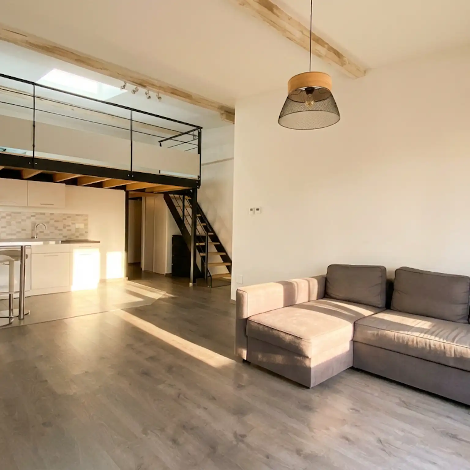 Strasbourg Neudorf - Esprit loft 70 m² au sol 50 m² habitables