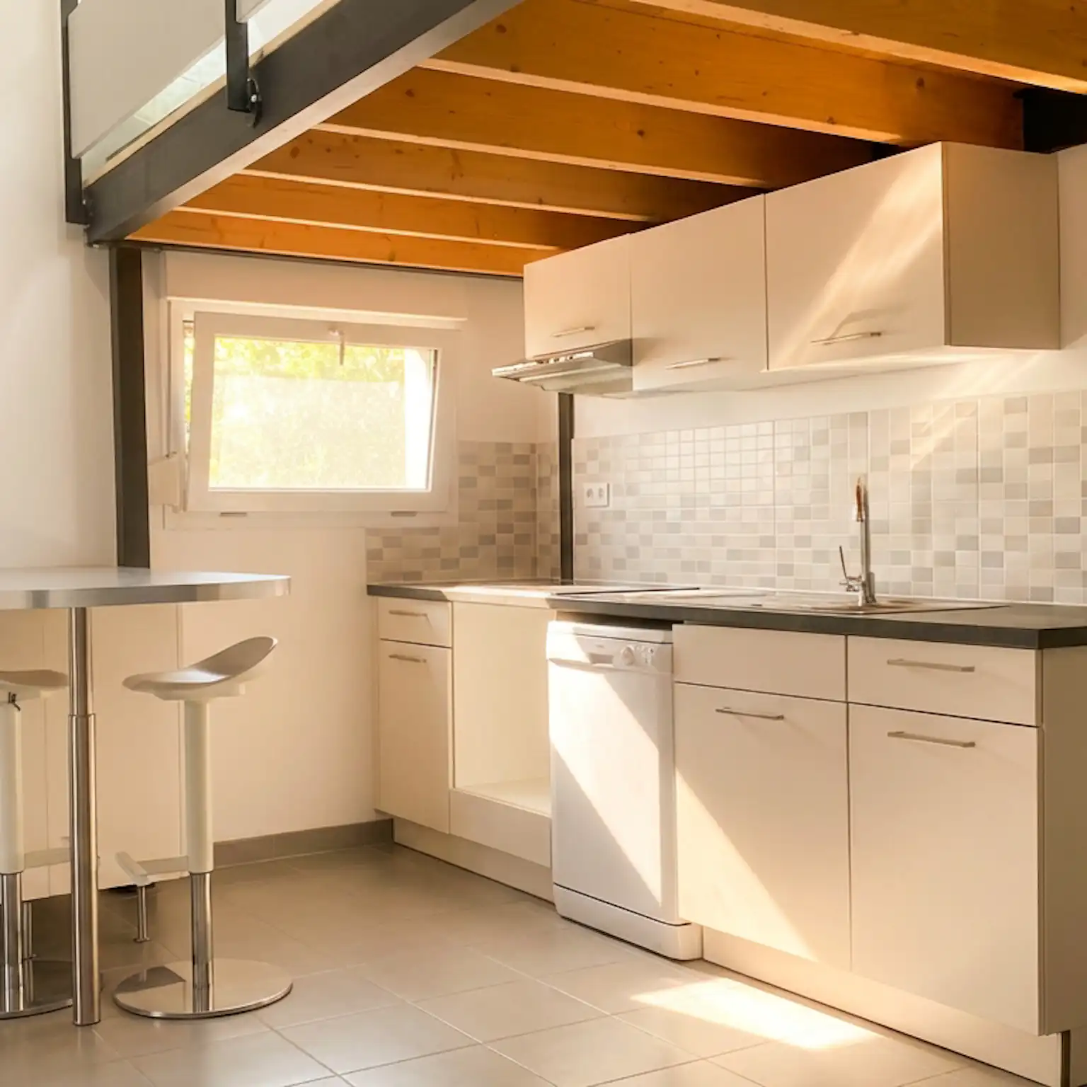 Strasbourg Neudorf - Esprit loft 70 m² au sol 50 m² habitables