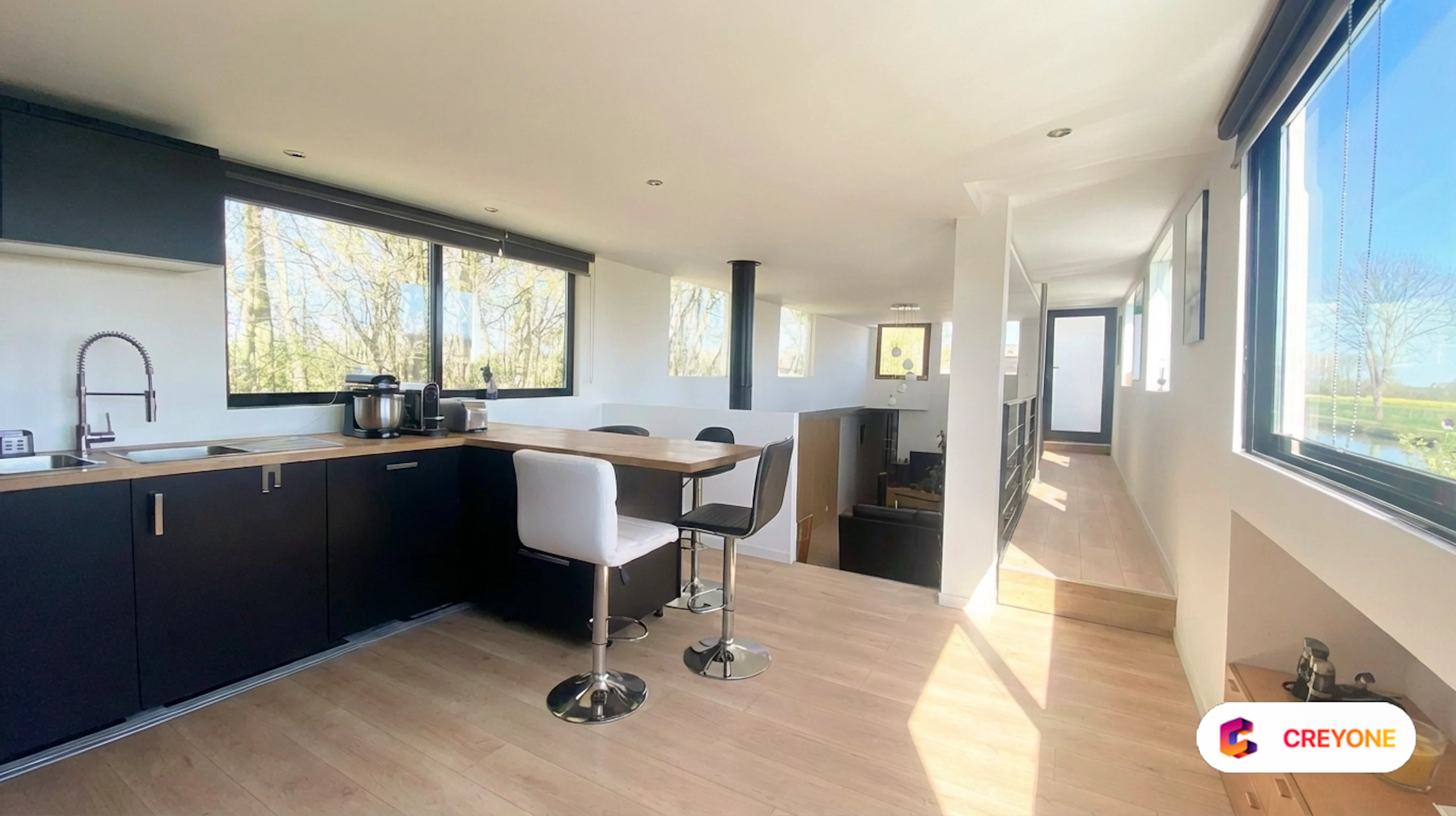 Eckwersheim - Péniche d'habitation 134 m² avec 2 places de parking