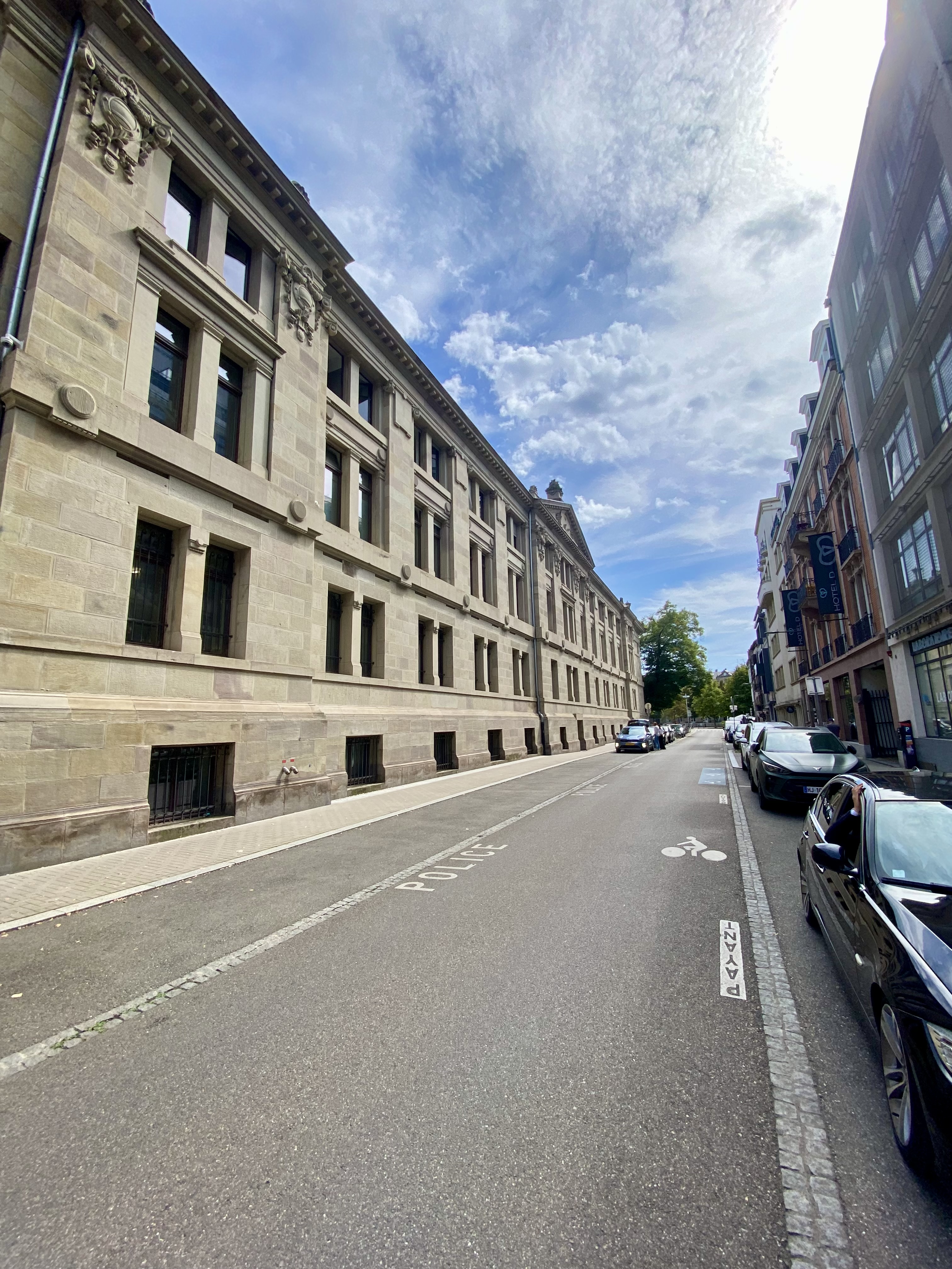 Strasbourg - place de parking couverte 17 m²