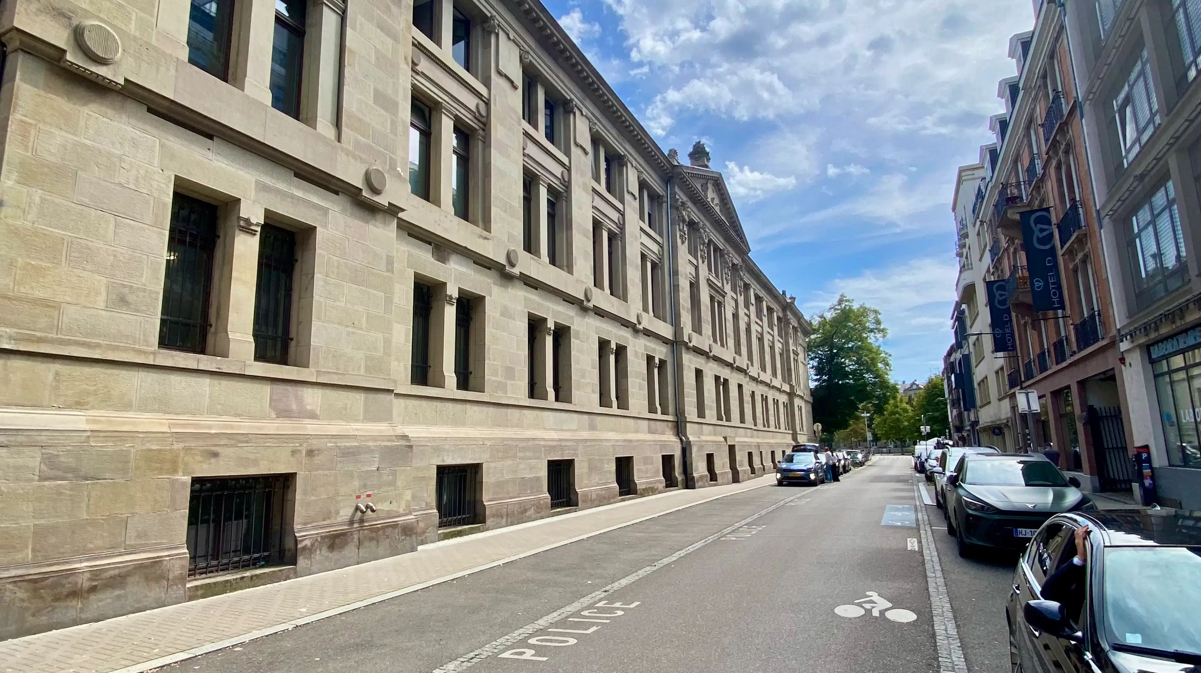 Strasbourg - place de parking couverte 17 m²