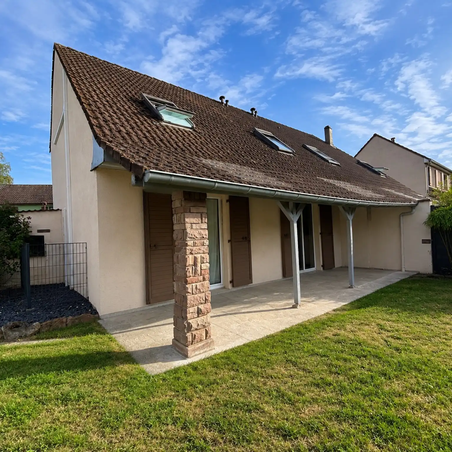 Plobsheim - Maison 105 m² au sol - 90 m² habitables - Terrain 362 m²