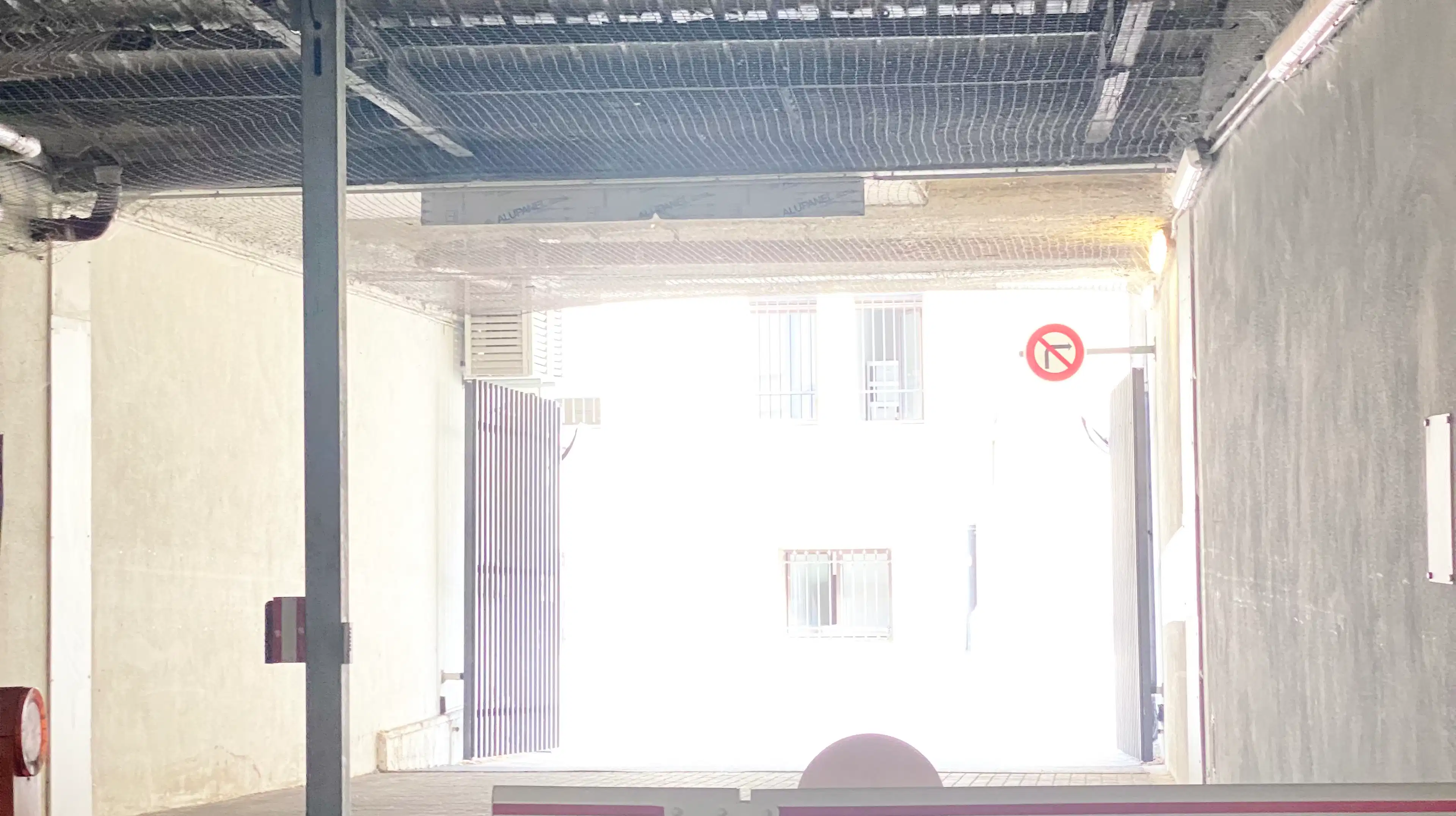 Strasbourg - place de parking couverte 17 m²