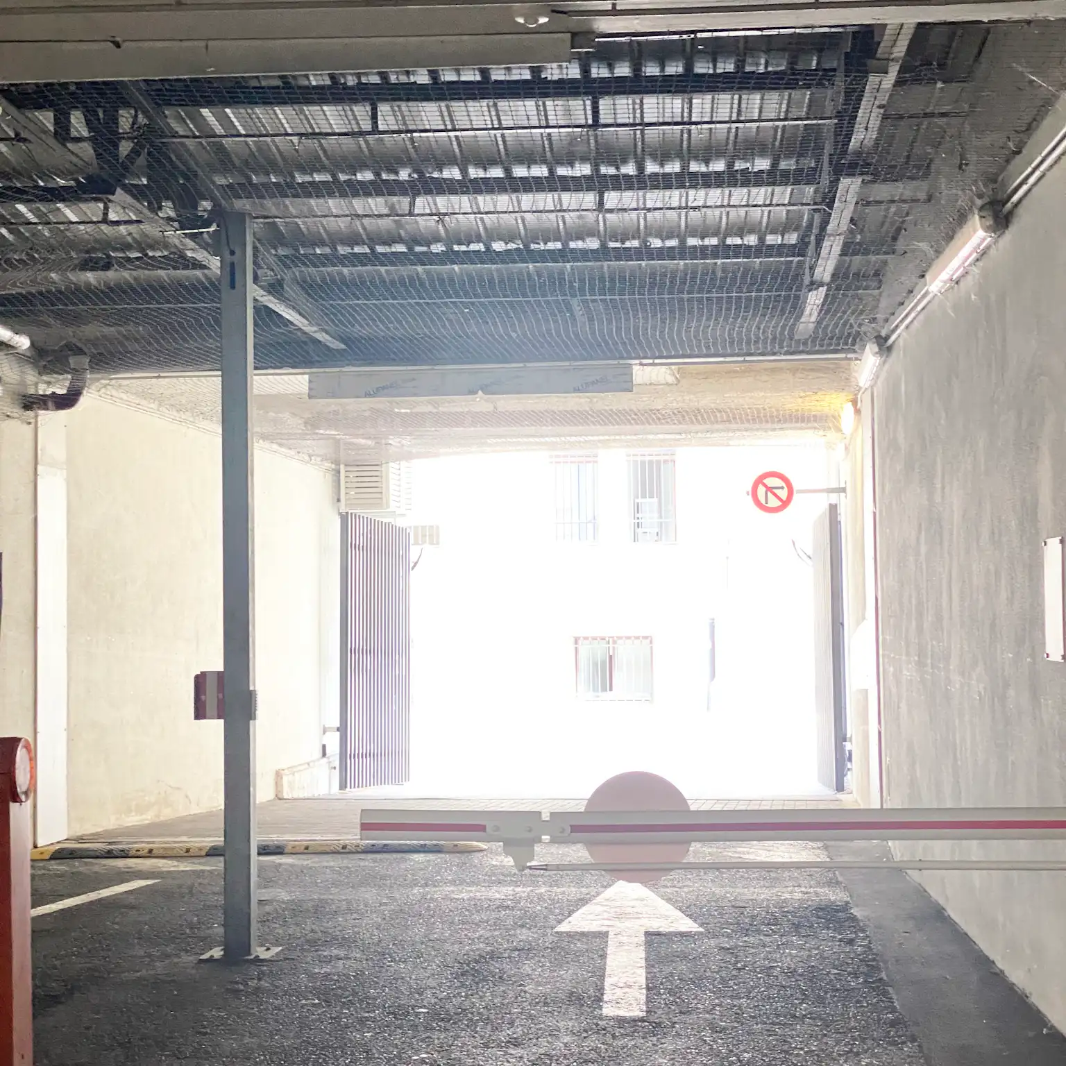 Strasbourg - place de parking couverte 17 m²
